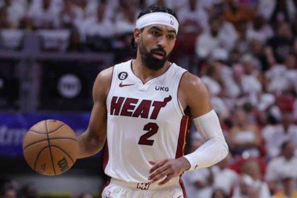 <a href=http://8809.jianzhanzj.com/tag/huren.html target=_blank class=infotextkey>湖人</a>主帥哈姆宣布文森特復(fù)出:出場(chǎng)時(shí)間限制為14-17分鐘